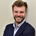 dr Przemysław Tomczyk